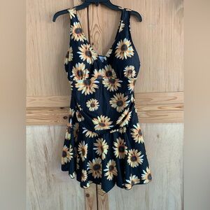 Sunflower Print Women's Modest One Piece Skirted Swimsuit  Sz XXL
